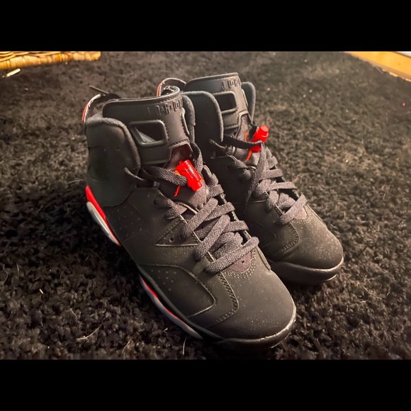 Infrared 6’s - Picture 1 of 5